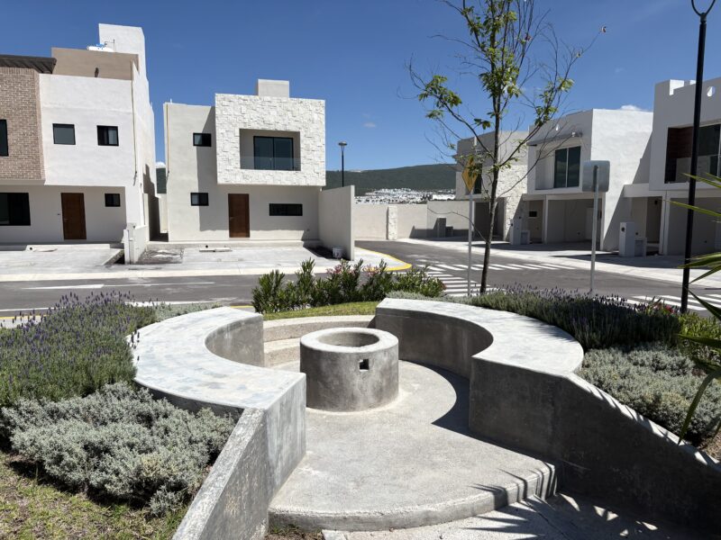 Casa en Venta en Condominio Oliveto en La Vista Residencial Qro. Mex.