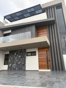 Casa Residencia en Venta en Fracc. Colinas de Juriquilla Qro.Mex.