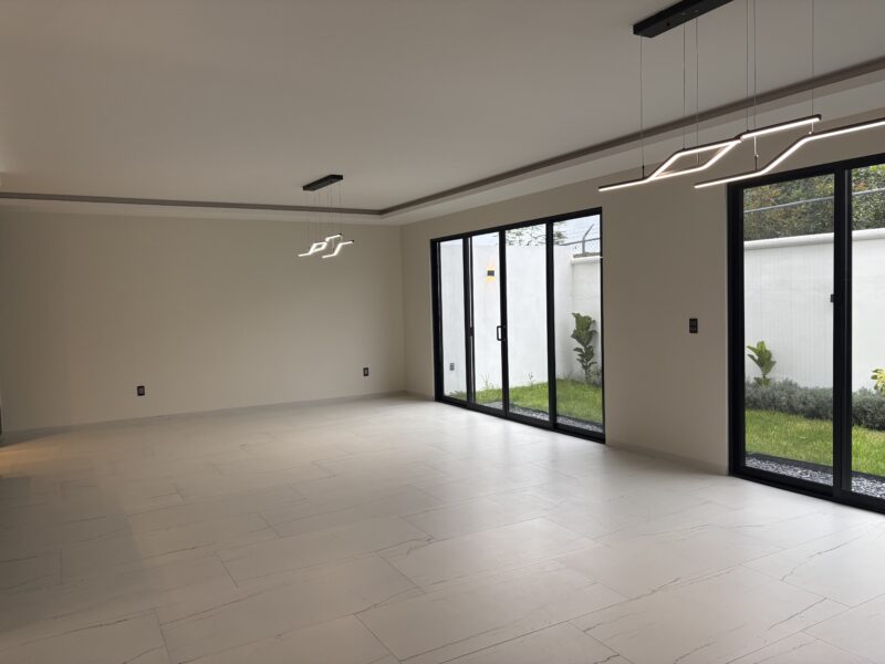 Casa Residencia en Venta en Fracc. Colinas de Juriquilla Qro.Mex.