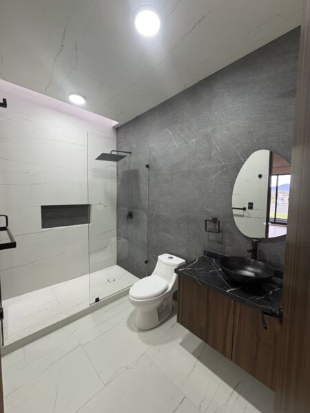 Casa Residencia en Venta en Fracc. Colinas de Juriquilla Qro.Mex.