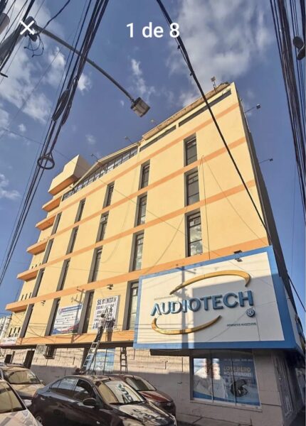 Renta piso,paga Oficinas,Consultorios,coworking en Centro Qro. Mex.